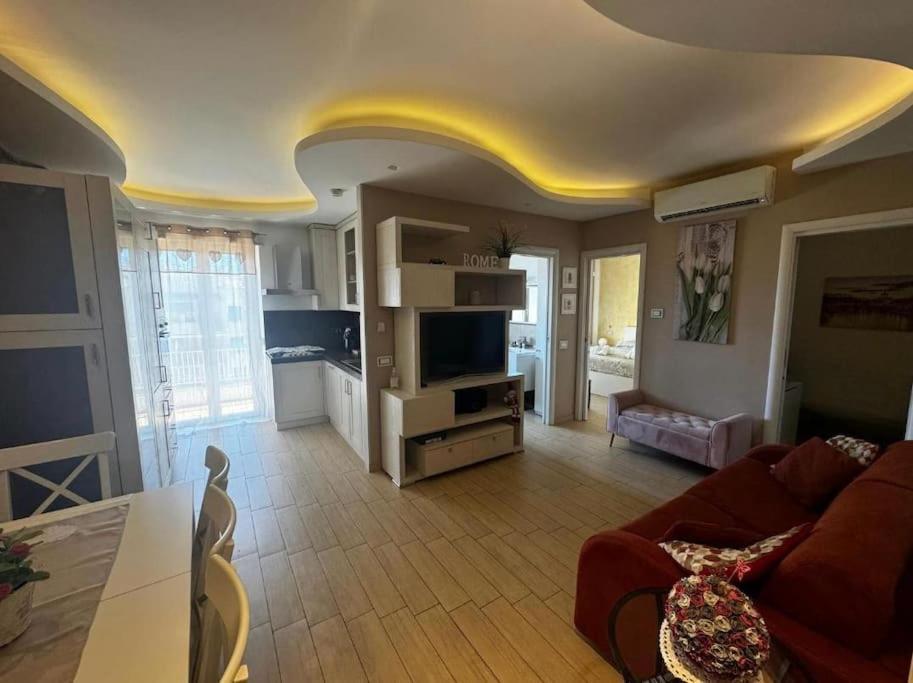 Emmanuele House Tuscolana Appartement